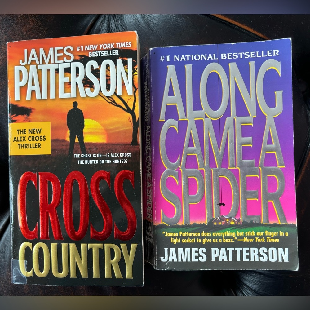 2 James Patterson paperbacks: Cross Country & Along Came a Spider bundle